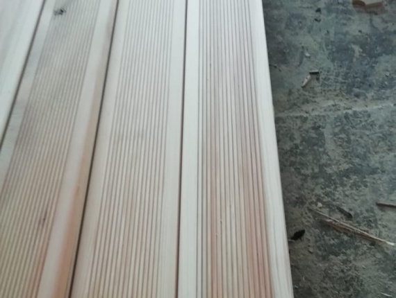 Siberian Larch Anti-slip decking 27 mm x 143 mm x 2000 mm