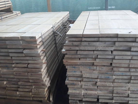 30 mm x 128 mm x 3000 mm GR R/S  Oak Lumber