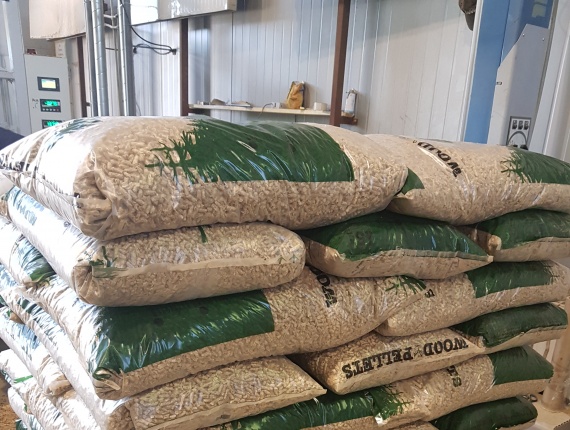 SPF Wood  Pellets A1 and A2 6 mm x 30 mm