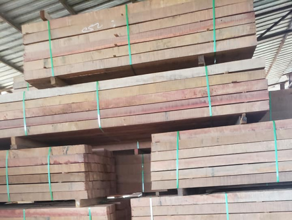 100 mm x 100 mm x 4000 mm AD Pressure Treated Azobé (Bongossi, Ekki) Railway Sleeper