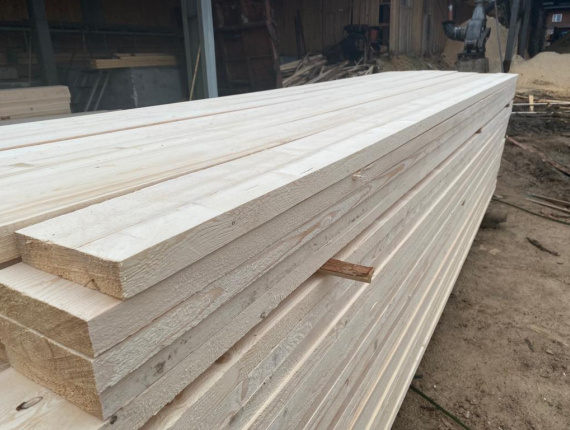 36 mm x 150 mm x 4000 mm KD R/S Heat Treated Spruce Lumber