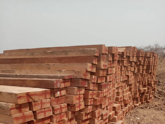 5 in. x 12 in. x 108 ft.  建築材 缅茄（苏）木 R/S GR