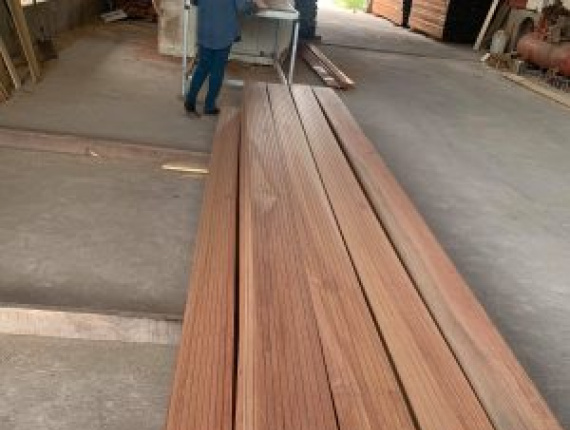 50 mm x 150 mm x 2000 mm KD S4S  Meranti, white (Melapi) Lumber