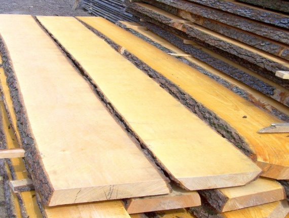 28 mm x 15 mm x 4000 mm Common Black Alder Flitch