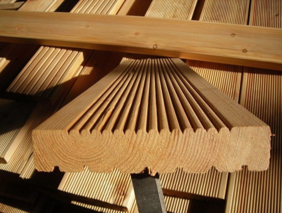 Siberian Larch Anti-slip decking KD 30 mm x 140 mm x 6000 mm