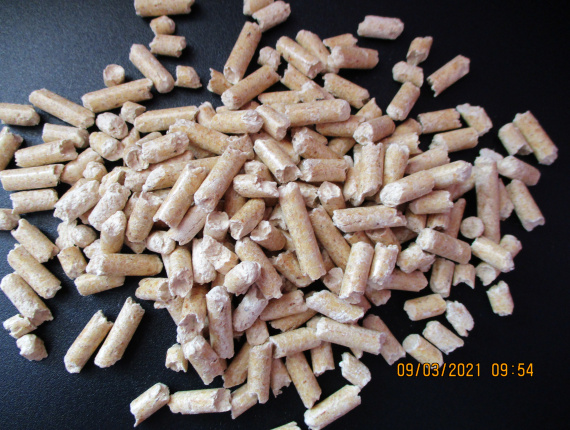 European spruce Wood pellets 6 mm x 10 mm
