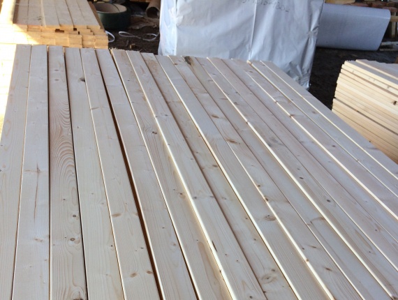 19 mm x 140 mm x 2440 mm KD S4S  Spruce-Pine (S-P) Lumber