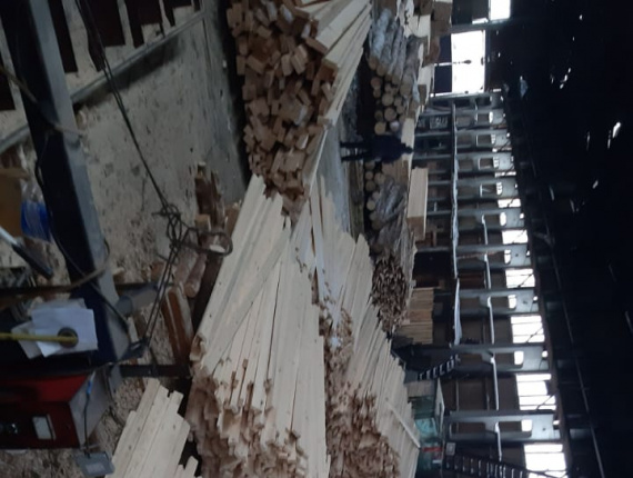 100 mm x 100 mm x 6000 mm Hitzebehandelt Balken Waldkiefer KD