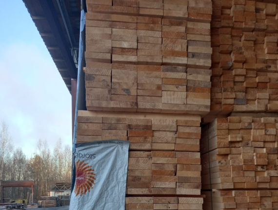 47 mm x 200 mm x 6000 mm KD R/S Spruce Lumber
