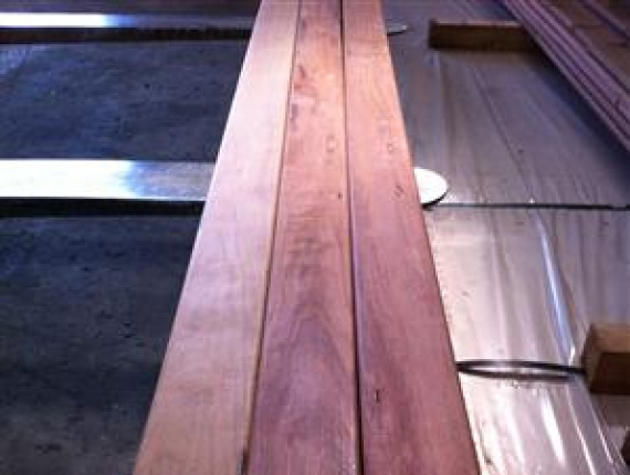 20 mm x 200 mm x 6000 mm KD R/S Heat Treated Ironbark Lumber