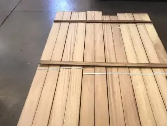 100 mm x 100 mm x 2500 mm AD S4S  Iroko (Mvuli, Kambala, Semli, Rokko) Lumber