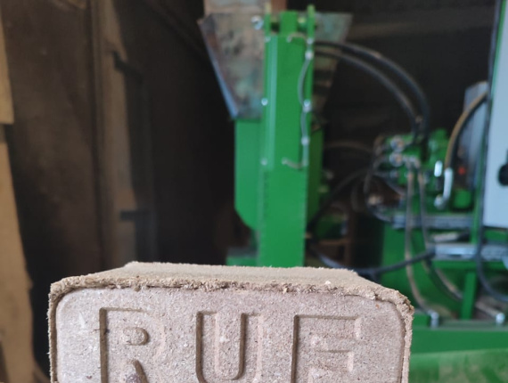 RUF Wood Briquettes 6.5 mm x 9.5 mm x 15.5 mm