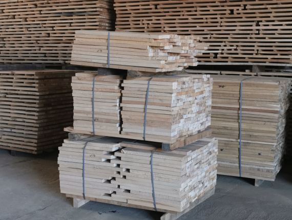 30 mm x 50 mm x 3000 mm KD S4S Heat Treated Oak Lumber