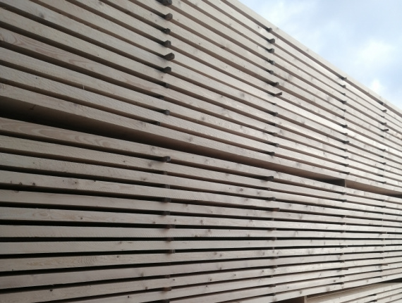 47 mm x 125 mm x 6000 mm KD R/S  European spruce Lumber