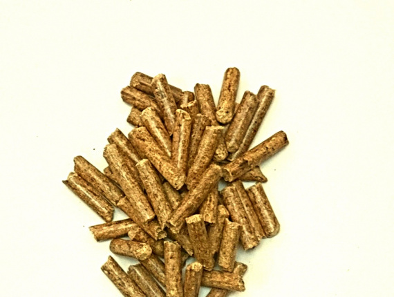 Древесные пеллеты Ель сибирская  8 мм x 40 мм