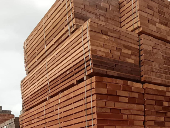 50 мм x 150 мм x 4500 мм Термообработанная Доска обрезная Сапеле (Сапели, Абоудикро, Пенква, Лифаки) S4S KD