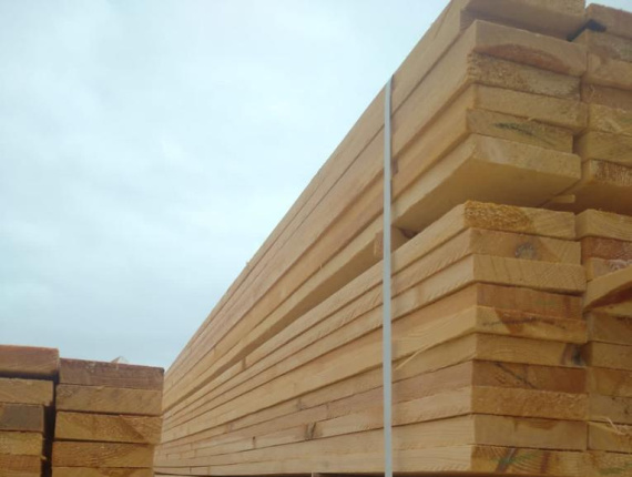 100 mm x 150 mm x 6000 mm AD R/S  Spruce Lumber