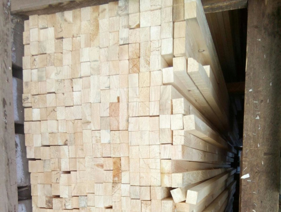 50 mm x 200 mm x 6000 mm GR  European spruce Beam