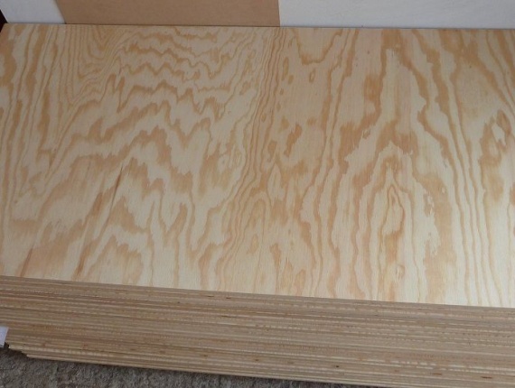 Radiata Pine Plywood 2 mm x 50 mm x 1220 mm