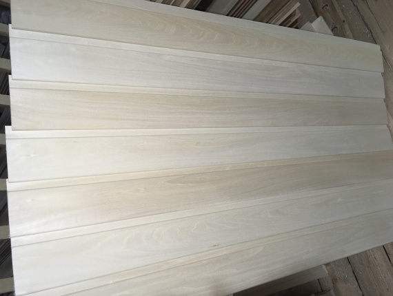 V-Groove Paneling Linden KD 15 mm x 96 mm x 300 mm