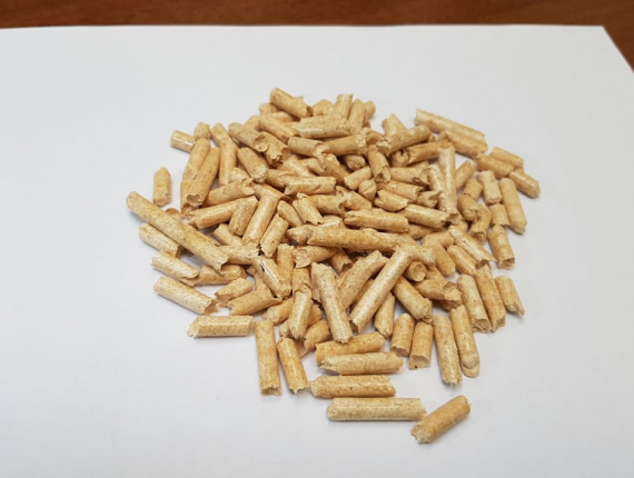 Holzpellets  Gemeine Fichte 6 mm x 40 mm