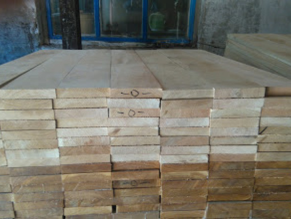 30 mm x 100 mm x 3000 mm Oak Flitch