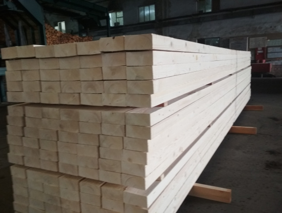 47 mm x 100 mm x 6000 mm KD R/S Heat Treated European spruce Lumber