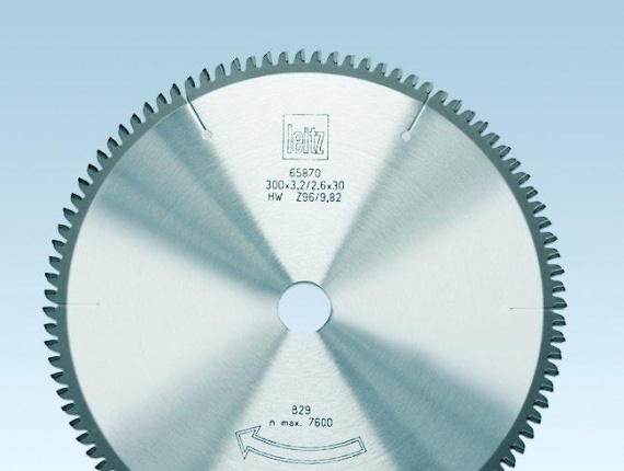 Saw blade