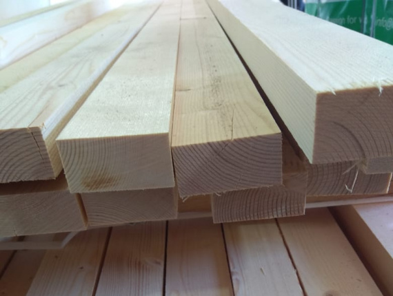 16 mm x 200 mm x 6000 mm KD  Spruce-Pine (S-P) Post