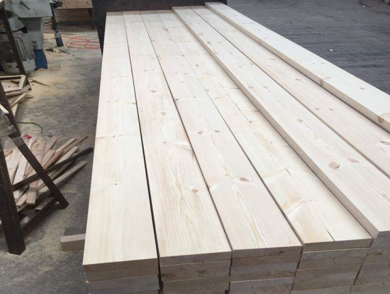 28 mm x 28 mm x 3660 mm KD S4S Heat Treated European spruce Lumber