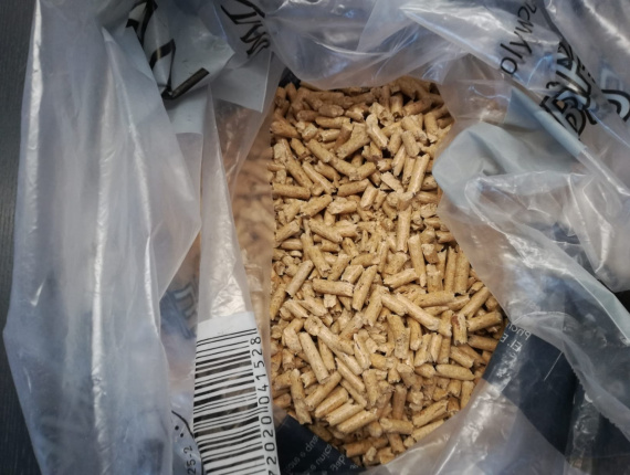 Древесные пеллеты Ель-Сосна-Пихта (SPF)  6 мм x 15 мм