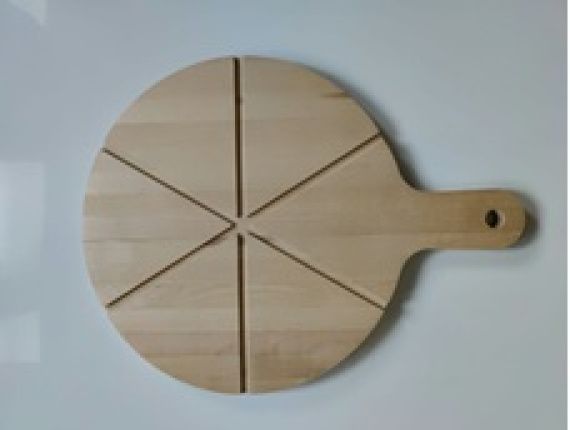 Pizzabrett aus Holz aus Hänge-Birke Runden 320 mm x 320 mm x 18 mm