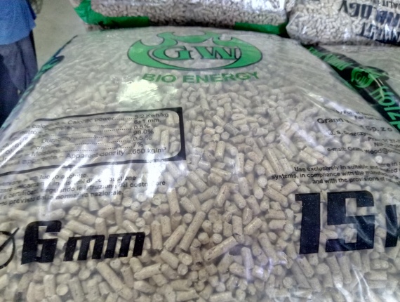 Pine Wood Pellets 6 mm x 40 mm