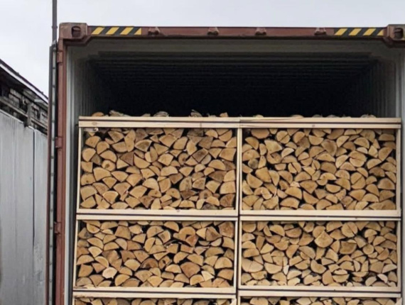 Kammergetrocknetes Kaminholz 200 mm x 330 mm