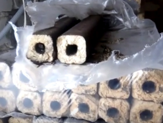 Pini-Kay Wood Briquettes 65 mm x 65 mm x 230 mm