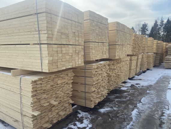 44 mm x 100 mm x 4000 mm KD R/S  European spruce Lumber