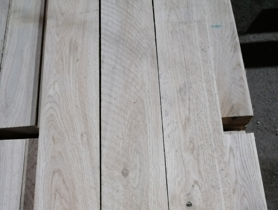 30 mm x 165 mm x 2400 mm GR R/S  Oak Lumber