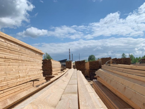 25 mm x 120 mm x 4000 mm 建築材 云杉 S2S KD